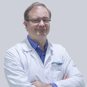 Dr. Nelson Carvalho
