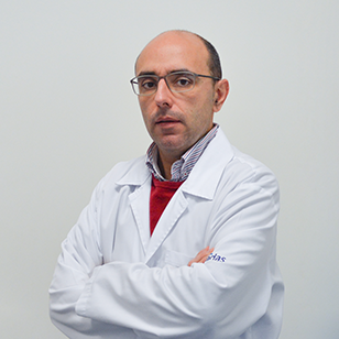 Dr. Tiago Chaves Esteves De Carvalho