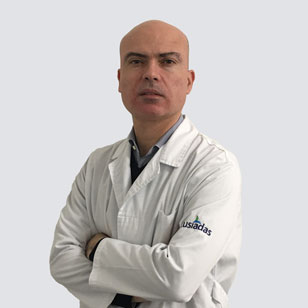Dr. Tiago Basto