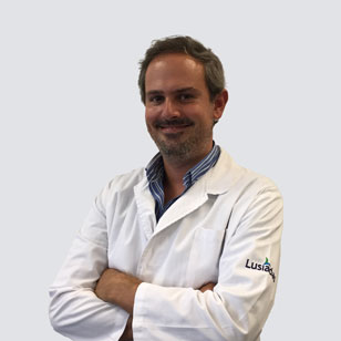 Dr. Daniel Oliveira Reis
