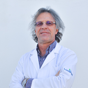 Dr. António Teixeira