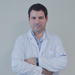 Dr. Carlos Botelho