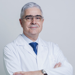 Dr. Carlos Martins