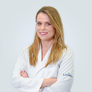 Dra. Ana Correia Oliveira