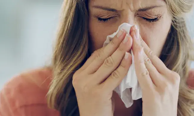 diferença COVID alergias gripe