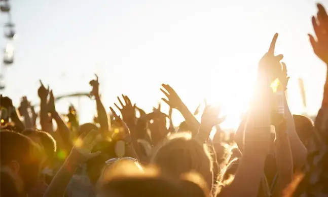 Para que possa desfrutar dos festivais de verão com saúde, siga os conselhos de Bruno Matos, um dos coordenadores do Apoio Médico Lusíadas ao Rock in Rio.
