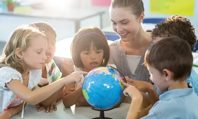 O professor pode ajudar a evitar o bullying nos alunos com excesso de peso