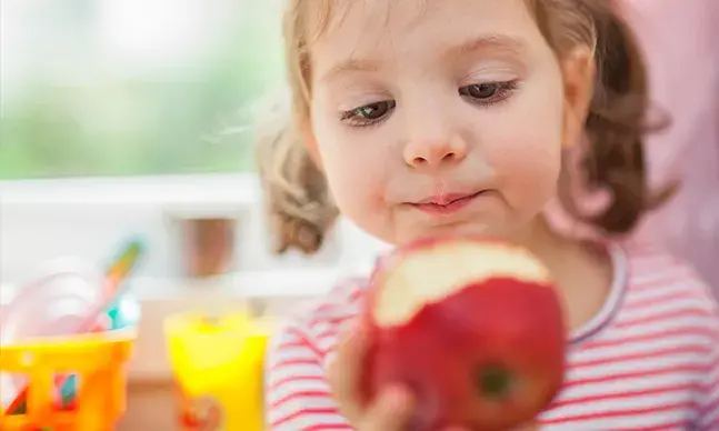 Será que comer uma maçã por dia faz com que não fiquemos doentes?
