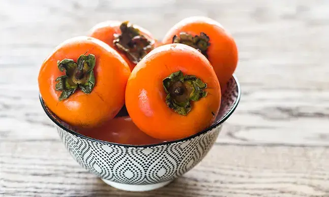 Quando faz frio sentimos muitas vezes vontade de mudar a nossa alimentação no inverno e ingerir alimentos mais pesados e quentes. Fará sentido?