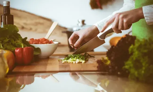 Contaminação cruzada: cuidados a ter para quem sofre de alergia alimentar