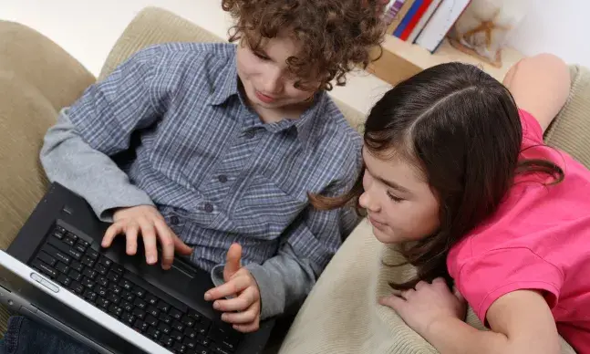 Crianças em segurança na internet