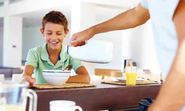 A prática de exercício é necessária e desejável, mas saber o que comer antes e depois é igualmente importante.