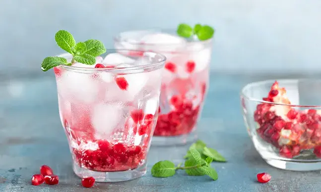 Conheça formas originais de beber água