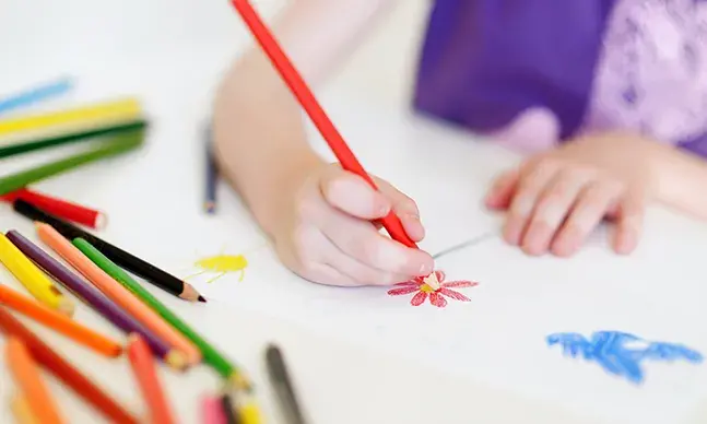 Lista de resoluções: ajude os seus filhos a estabelecerem objetivos e a cumprirem-nos