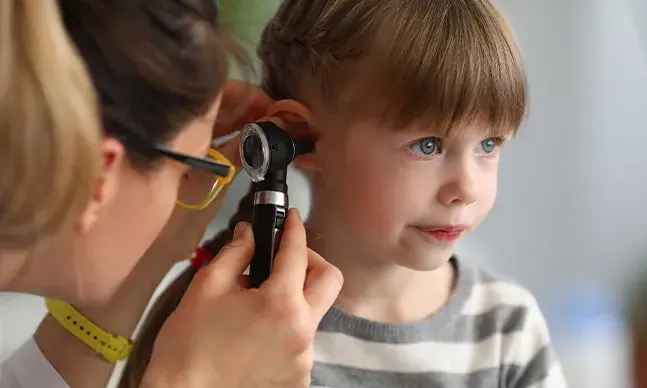 Otite: sintomas e tratamento