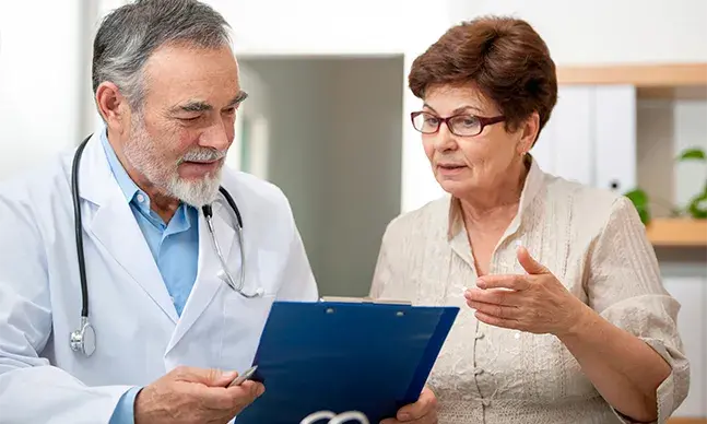 O paciente também tem o dever de informar o médico corretamente sobre o seu estado de saúde e questioná-lo para ficar devidamente informado.