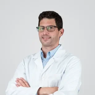 Dr. Guilherme Mendes Simões
