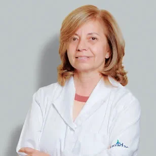 Dra. Manuela Carmona