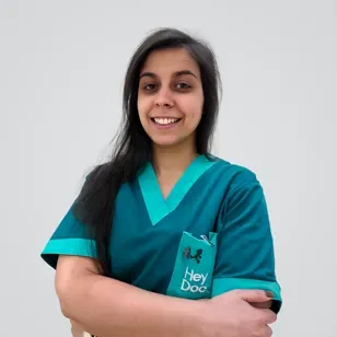 Higienista Cláudia Batista