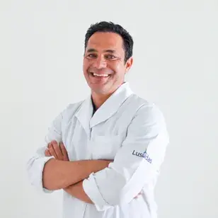 Dr. Miguel Plácido