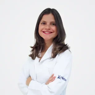Dra. Ana Lobato 