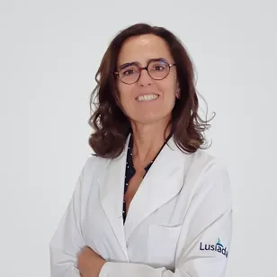 Dra. Amélia Oliveira Pedro