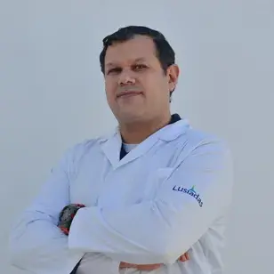 Dr. André Villarreal Taliuli