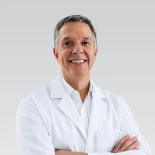 Dr. Renato Valim Campos