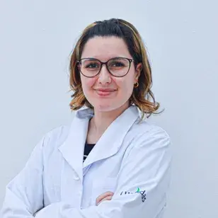 Dra. Andreia Vale