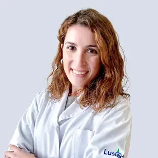 Dra. Ana Cláudia Martins
