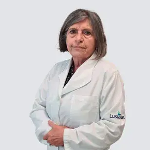 Dra. Teresa Maria Silva