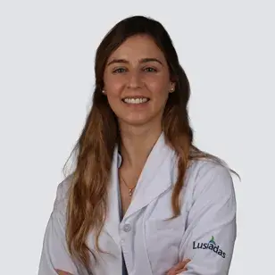 Dra. Cláudia Garcia de Almeida