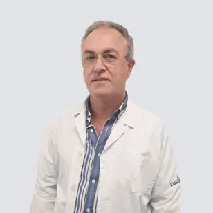 Dr. Álvaro Gil