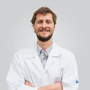 Dr. Afonso Sousa Castro