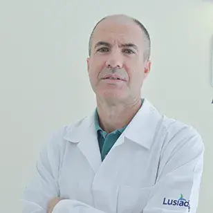 Dr. Carlos Anselmo