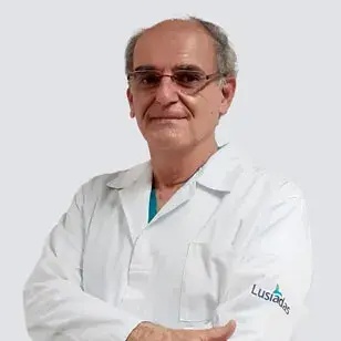 Dr. Carlos Batalha