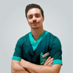 Dr. André Centeno