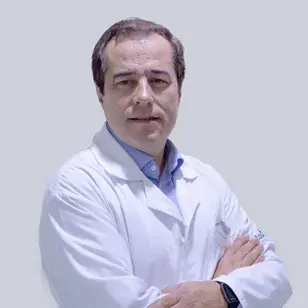 Dr. Carlos Parreira