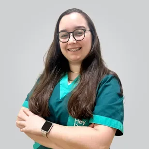 Higienista Débora Amendoeira