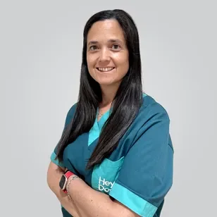 Dra. Liana Santos