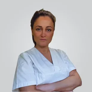 Dra. Carla Cristina