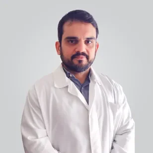 Dr. Rafael Bernardo