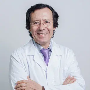 Dr. Celso Barros
