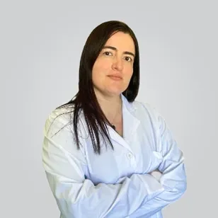 Dra. Sílvia Henriques Batista