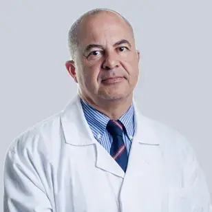 Dr. Fernando Cruz