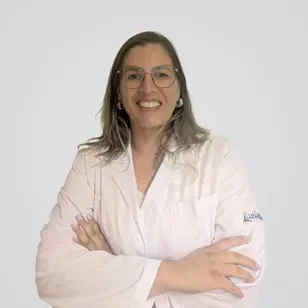 Therapist Sara Barata
