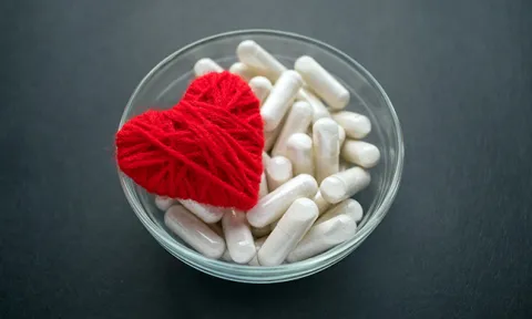 Anticoagulantes orais e alimentação Anticoagulantes orais e alimentação
