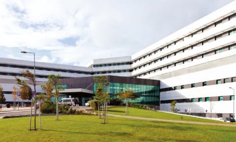 Visitar maternidade - A Maternidade do Hospital de Cascais (PPP), recebeu a pontuação máxima, atribuída pelo Sistema Nacional de Avaliação em Saúde . Visitar maternidade - A Maternidade do Hospital de Cascais (PPP), recebeu a pontuação máxima, atribuída pelo Sistema Nacional de Avaliação em Saúde .