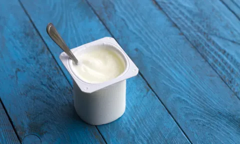 Será que o iogurte ajuda mesmo a melhorar o trânsito intestinal? Será que o iogurte ajuda mesmo a melhorar o trânsito intestinal?