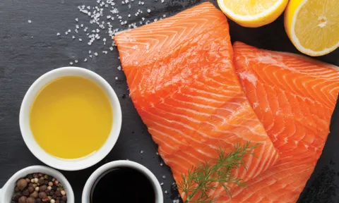 A vitamina b12 está presente no peixe, na carne, ovos e leite. Saiba mais. A vitamina b12 está presente no peixe, na carne, ovos e leite. Saiba mais.